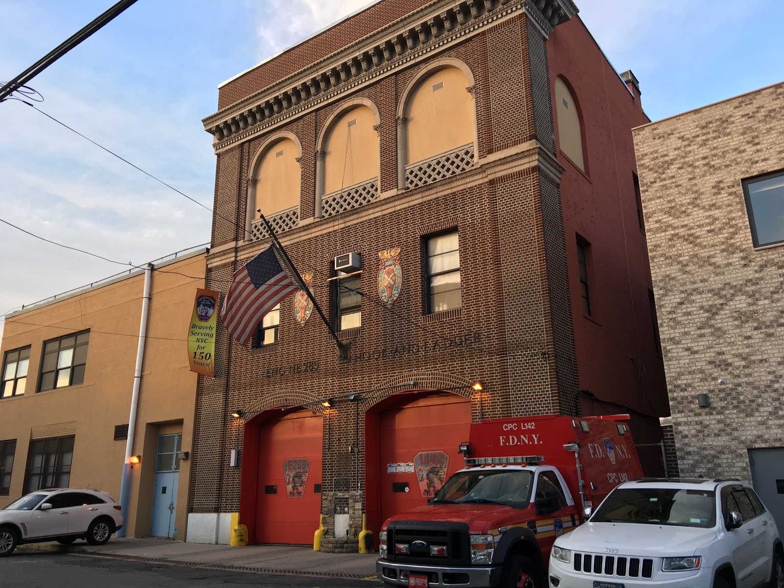 Photo of FDNY Engine 285 & Ladder 142 in Queens City, New York, United States - 3 Picture of Point of interest, Establishment, Fire station