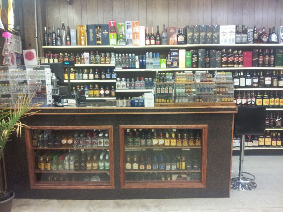 Photo of Laati Liquor & Wine in Flushing City, New York, United States - 2 Picture of Point of interest, Establishment, Store, Liquor store