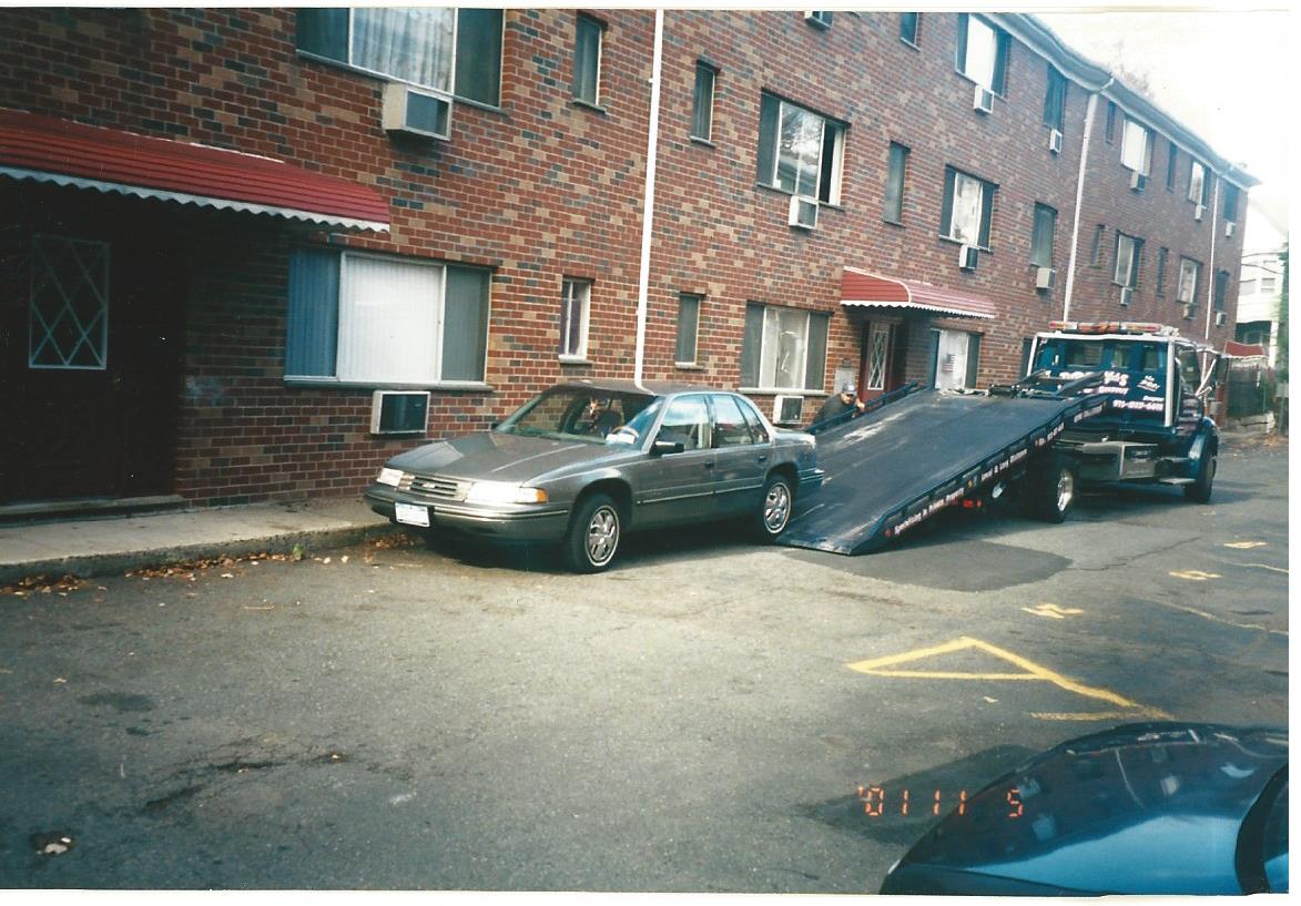 Photo of Tony's Service Center in Newark City, New Jersey, United States - 3 Picture of Point of interest, Establishment, Store, Car repair