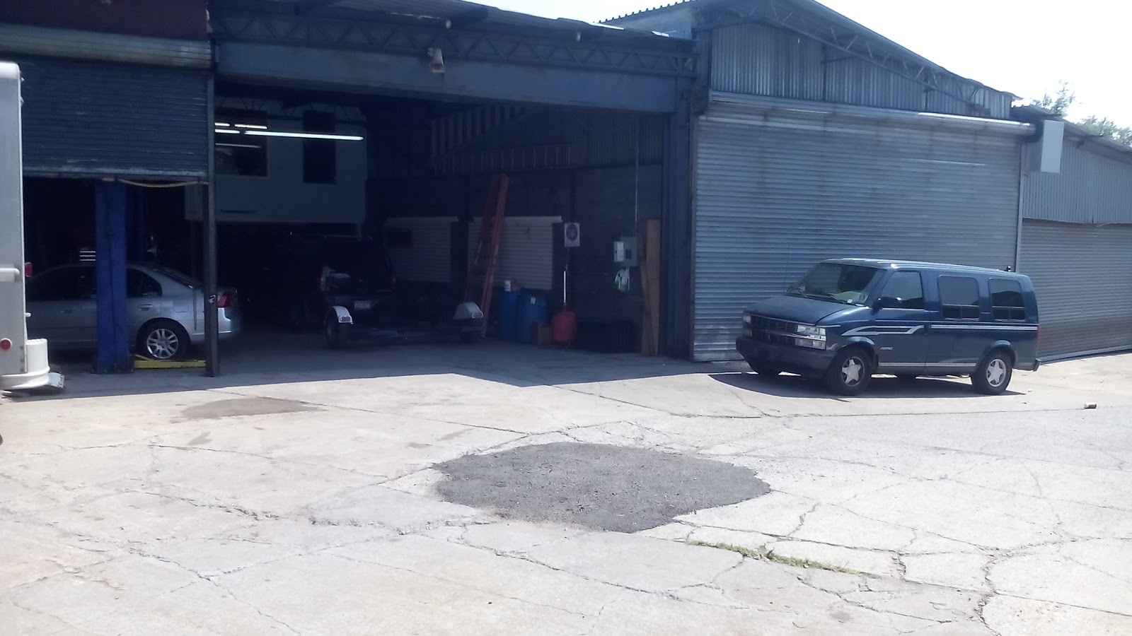 Photo of t @ m motorsport in Queens City, New York, United States - 4 Picture of Point of interest, Establishment, Car repair