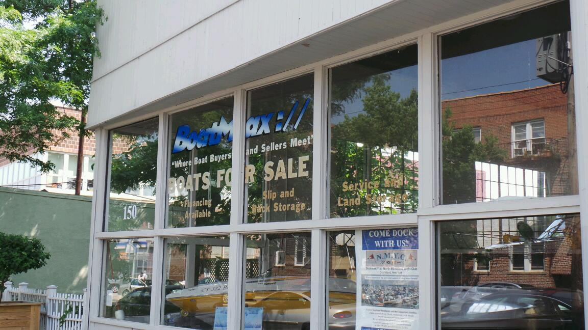 Photo of BoatMax II in Bronx City, New York, United States - 3 Picture of Point of interest, Establishment, Store