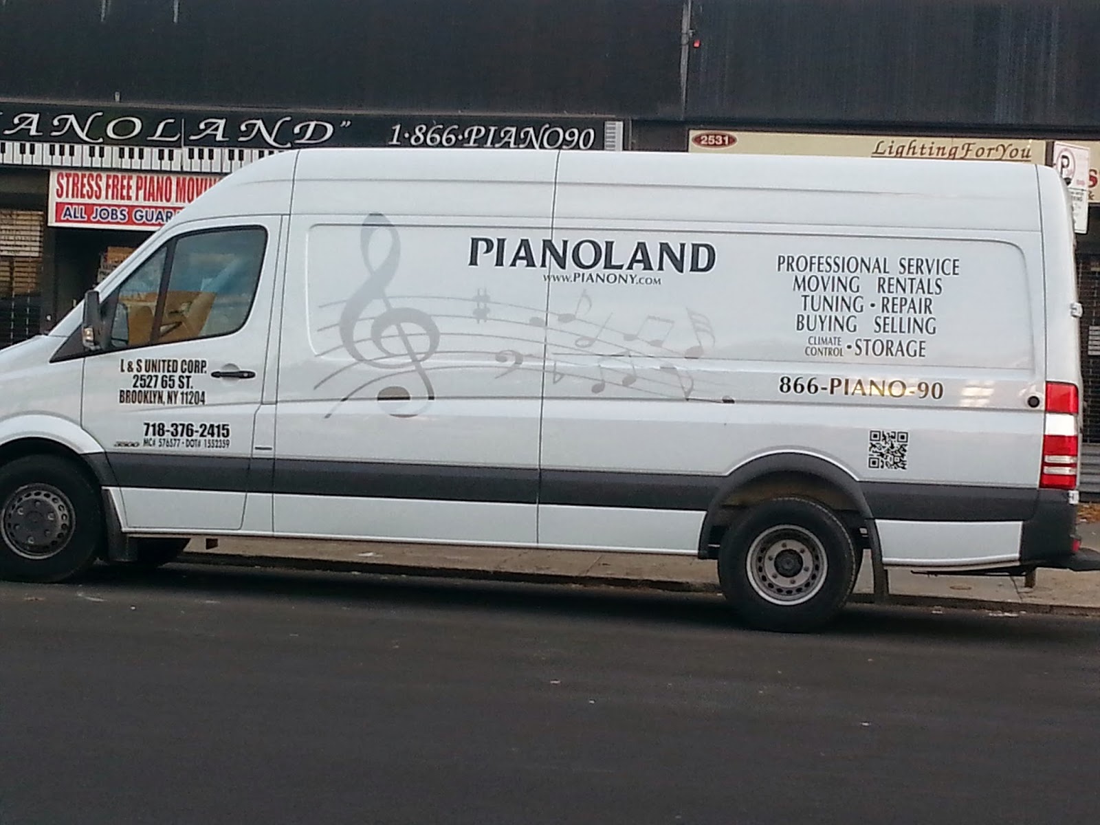 Photo of Piano Land Movers & Storage in Freeport City, New York, United States - 4 Picture of Point of interest, Establishment, Store, Moving company, Storage