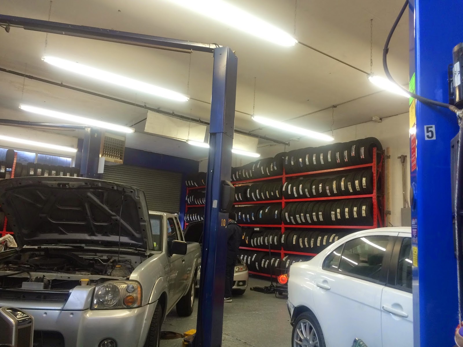 Photo of LNK Auto Center & Tire in Queens City, New York, United States - 4 Picture of Point of interest, Establishment, Store, Car repair