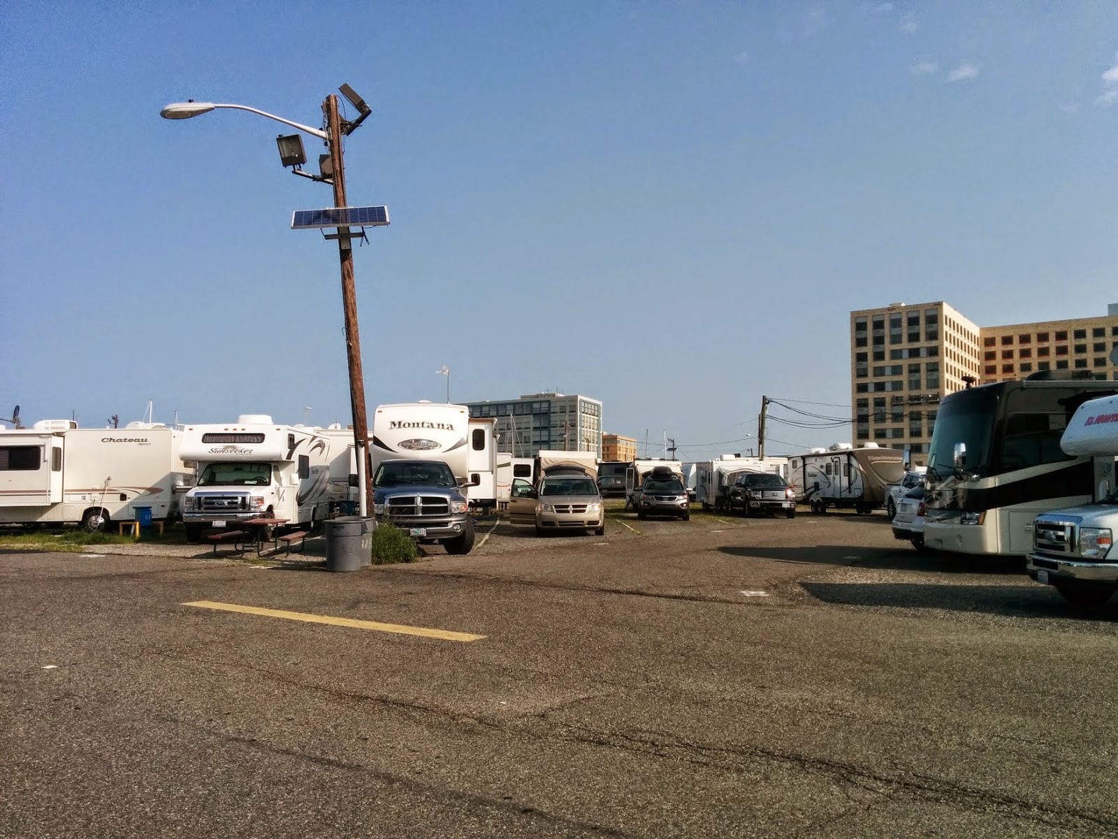 Photo of Liberty Harbor RV Park in Jersey City, New Jersey, United States - 7 Picture of Point of interest, Establishment, Transit station, Lodging, Travel agency, Storage, Park, Rv park, Campground