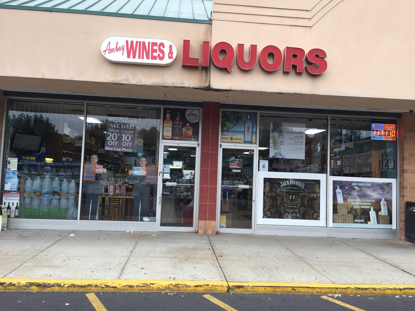 Photo of Amboy Wines and Liquors in Staten Island City, New York, United States - 1 Picture of Food, Point of interest, Establishment, Store, Liquor store