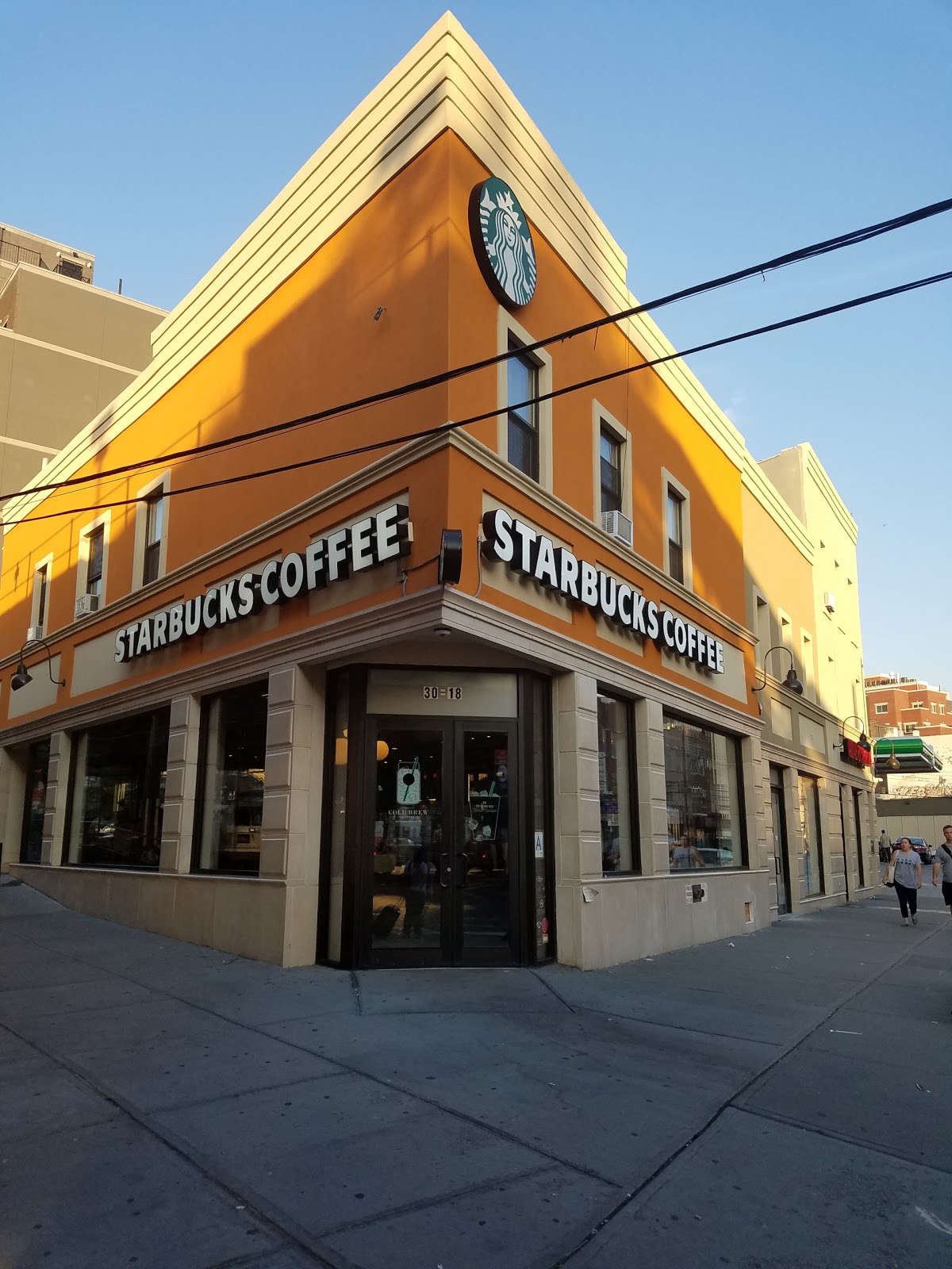 Photo of Starbucks in Queens City, New York, United States - 2 Picture of Food, Point of interest, Establishment, Store, Cafe