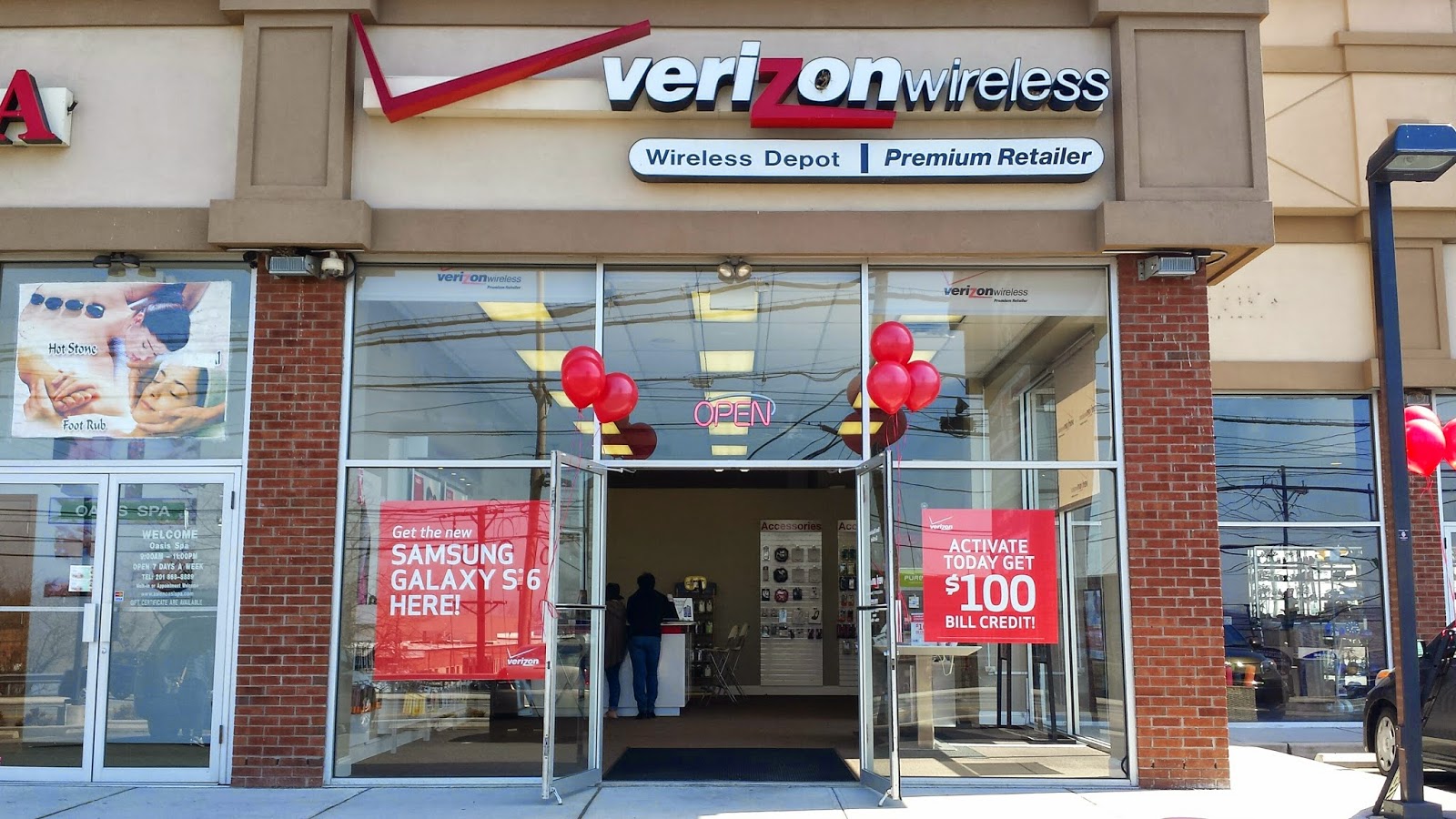 Photo of Verizon Wireless Retailer / Wireless Depot in North Bergen City, New Jersey, United States - 8 Picture of Point of interest, Establishment, Store, Electronics store