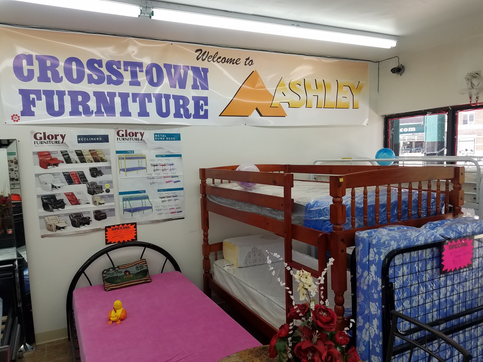 Photo of Crosstown Furniture Inc. in Bronx City, New York, United States - 8 Picture of Point of interest, Establishment, Store, Home goods store, Furniture store