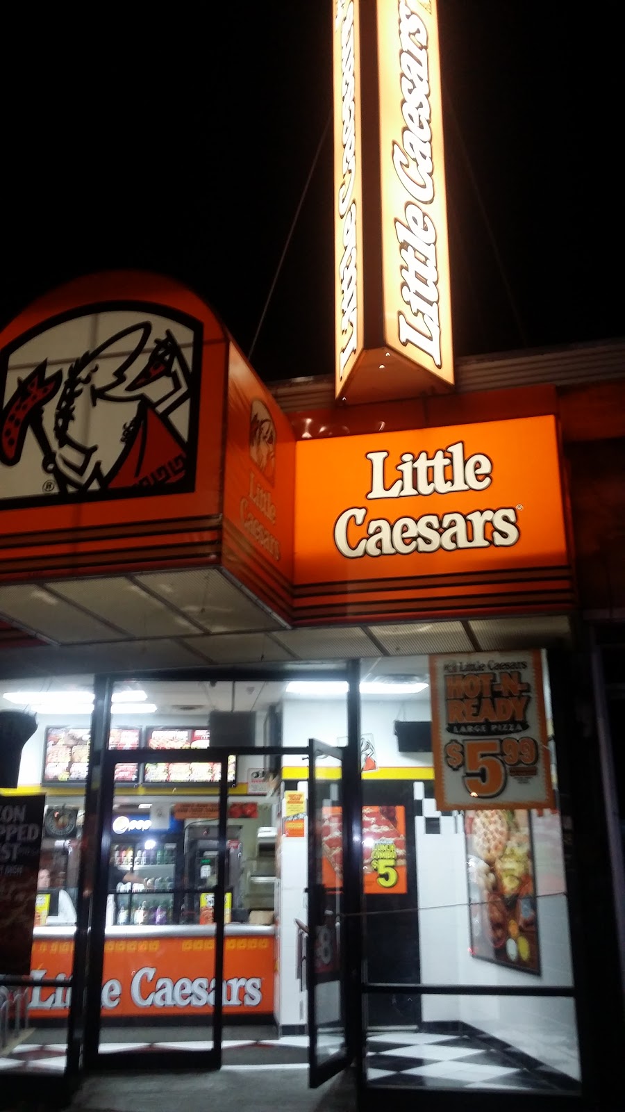 Photo of Little Caesars Pizza in Queens City, New York, United States - 6 Picture of Restaurant, Food, Point of interest, Establishment, Meal takeaway