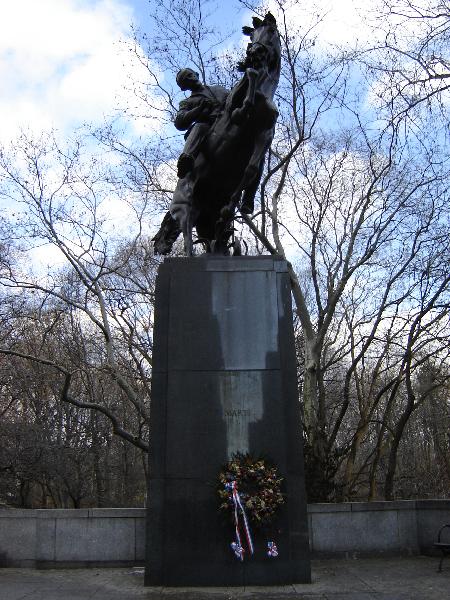 Photo of José Julián Martí statue in New York City, New York, United States - 1 Picture of Point of interest, Establishment, Store