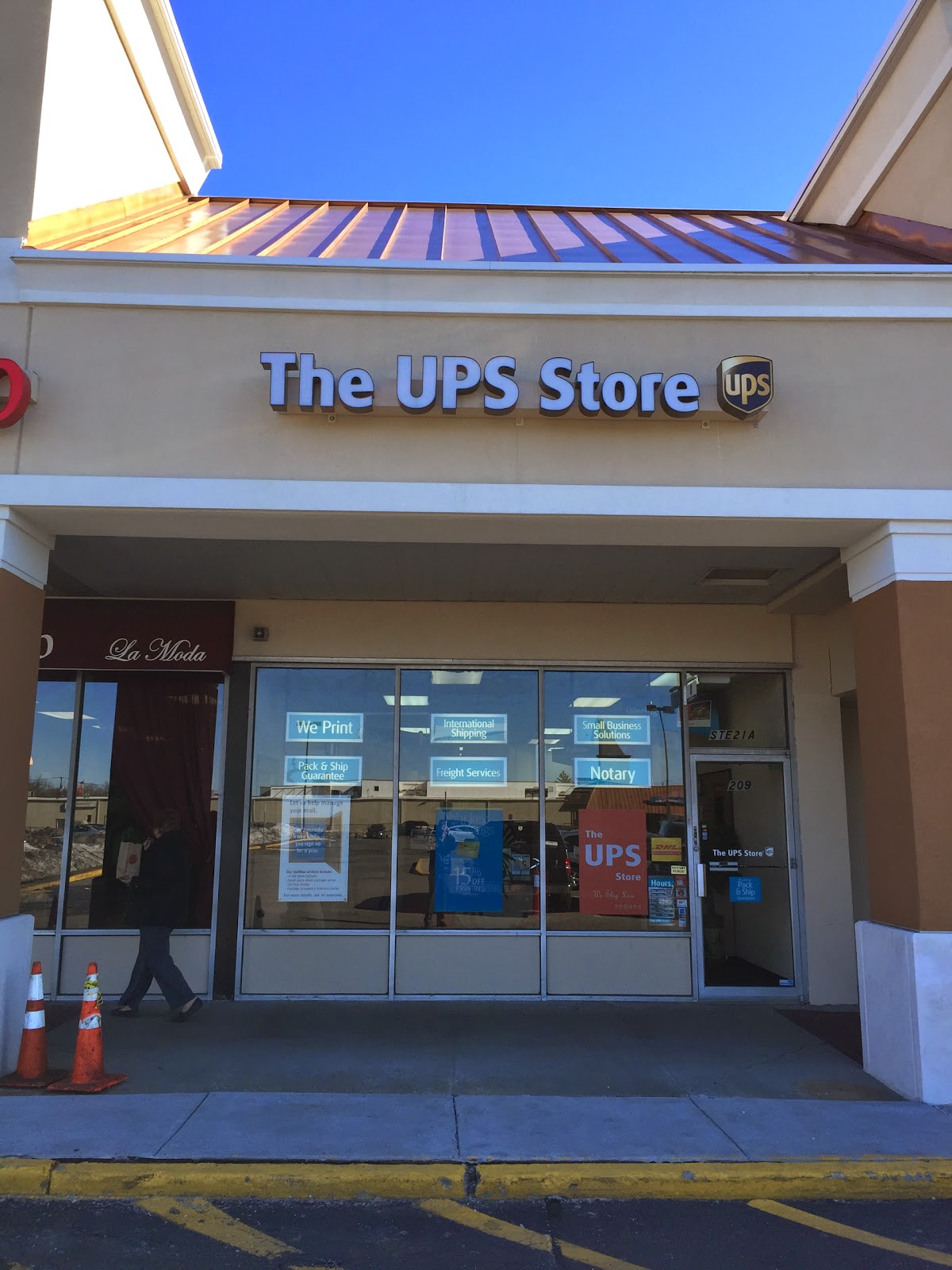 Photo of The UPS Store in Carle Place City, New York, United States - 4 Picture of Point of interest, Establishment, Finance, Store
