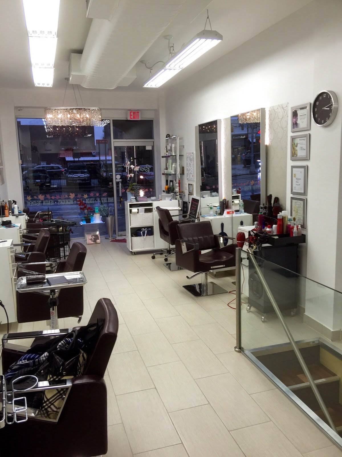 Photo of BONJOUR European Hair Design in Queens City, New York, United States - 4 Picture of Point of interest, Establishment, Store, Health, Spa, Beauty salon, Hair care