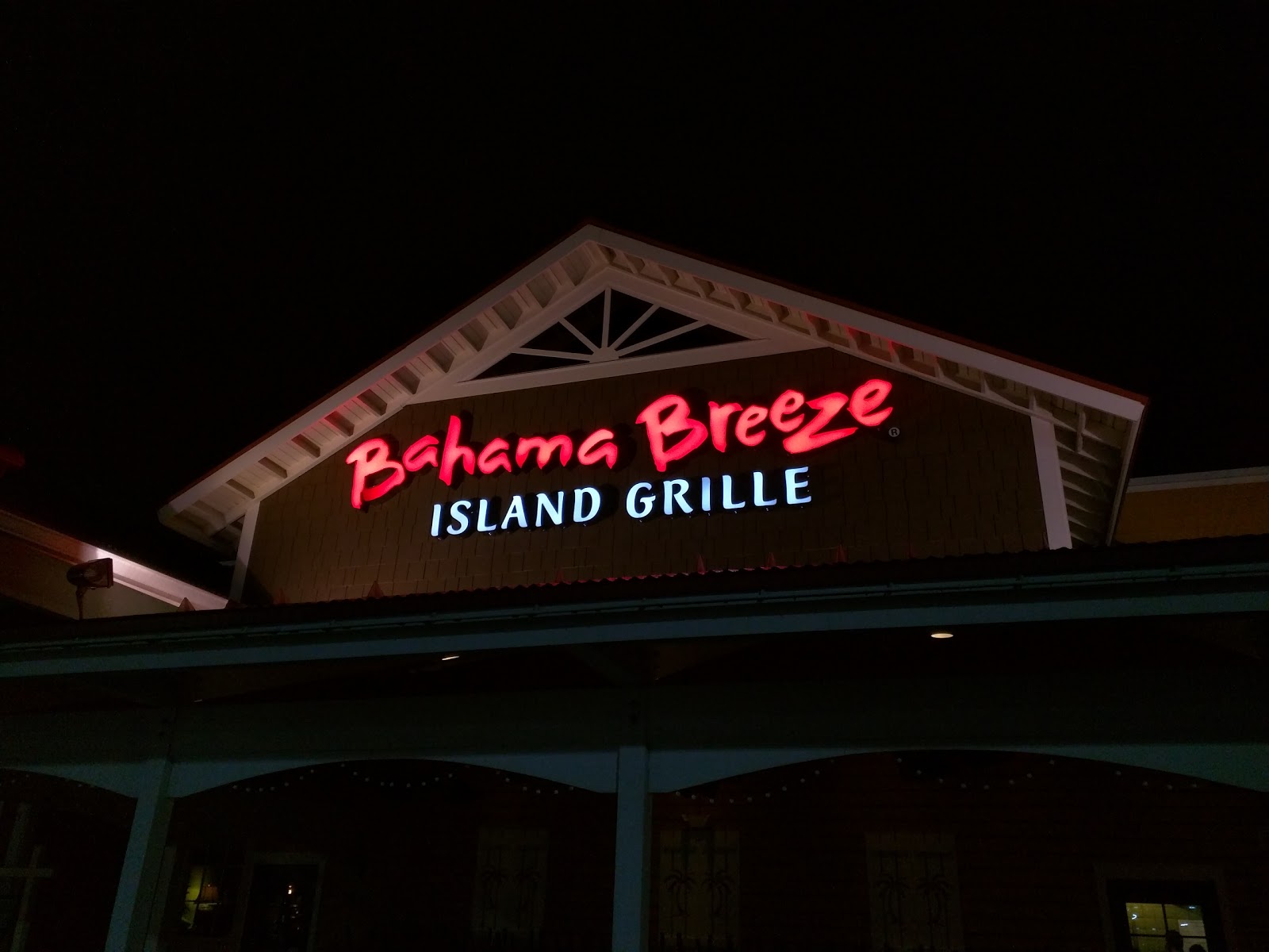 Photo of Bahama Breeze in Woodbridge Township City, New Jersey, United States - 4 Picture of Restaurant, Food, Point of interest, Establishment