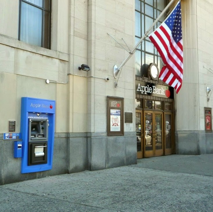 Photo of Apple Bank in Bronx City, New York, United States - 1 Picture of Point of interest, Establishment, Finance, Bank