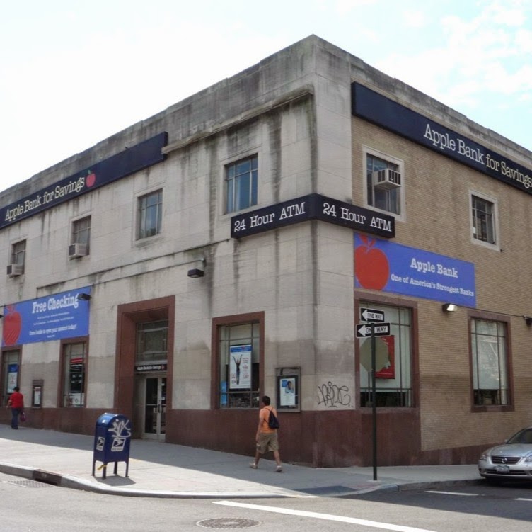 Photo of Apple Bank in Bronx City, New York, United States - 1 Picture of Point of interest, Establishment, Finance, Bank