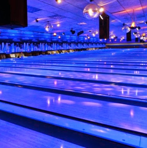Photo of Bowlerland in Bronx City, New York, United States - 3 Picture of Point of interest, Establishment, Bowling alley