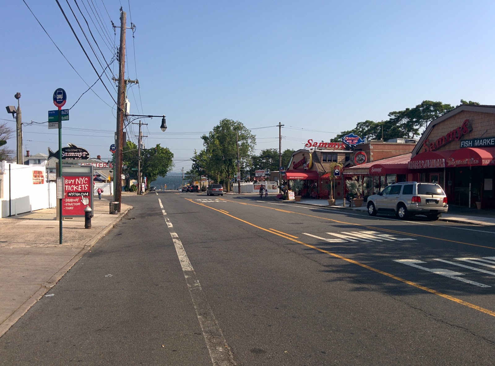 Photo of Sammy's Fish Box in Bronx City, New York, United States - 3 Picture of Restaurant, Food, Point of interest, Establishment, Bar