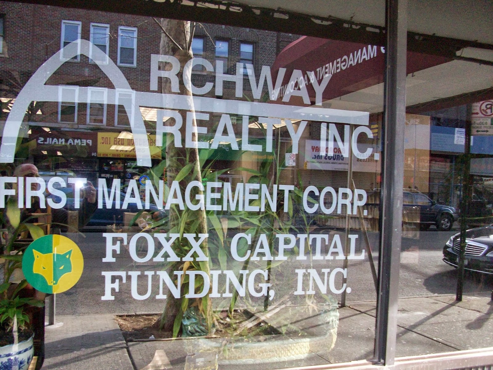 Photo of Archway Realty Inc in Queens City, New York, United States - 1 Picture of Point of interest, Establishment, Real estate agency