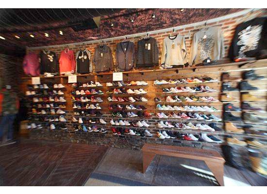 Photo of Get Set in Kings County City, New York, United States - 3 Picture of Point of interest, Establishment, Store, Clothing store, Shoe store