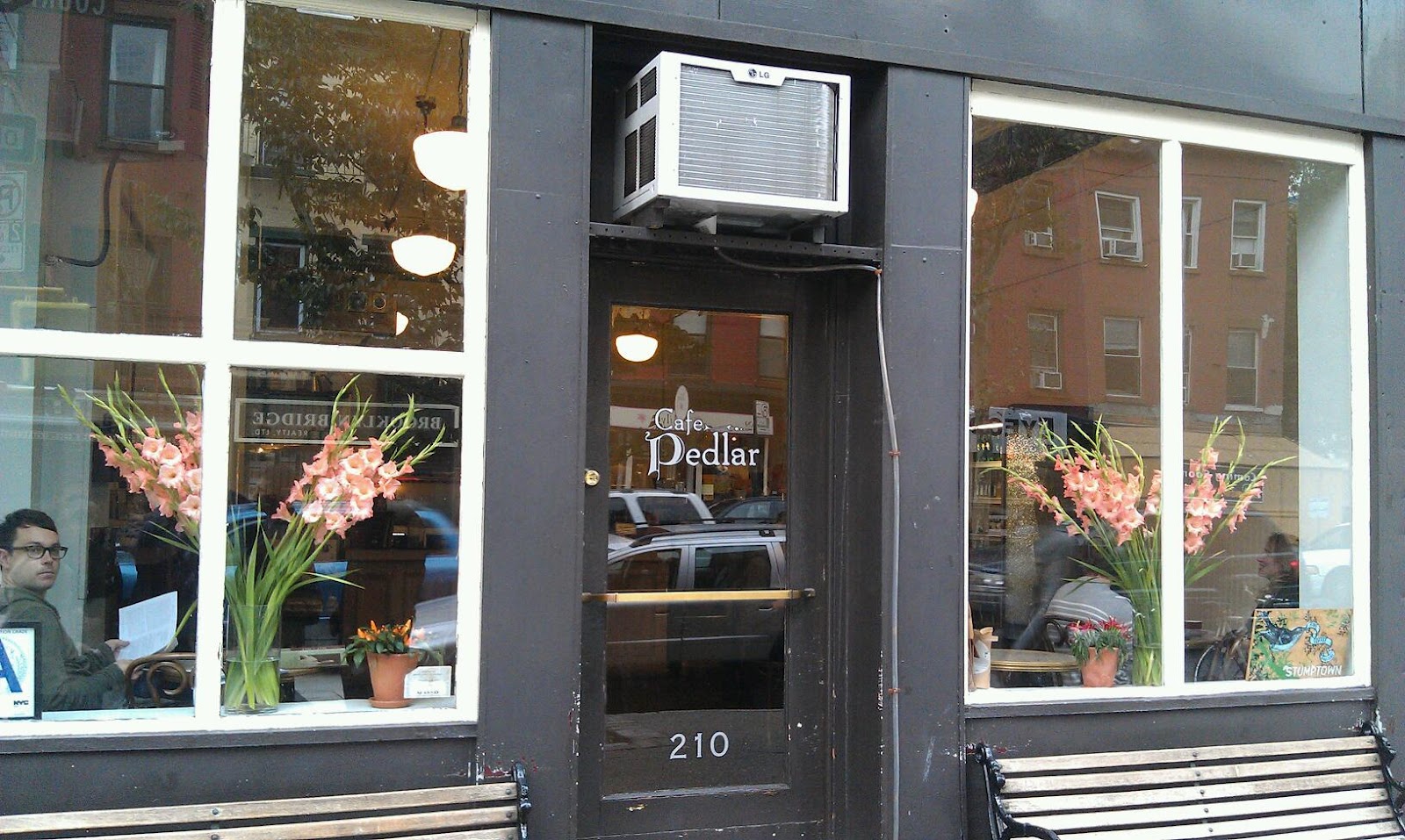 Photo of Cafe Pedlar in Brooklyn City, New York, United States - 1 Picture of Restaurant, Food, Point of interest, Establishment, Store, Cafe
