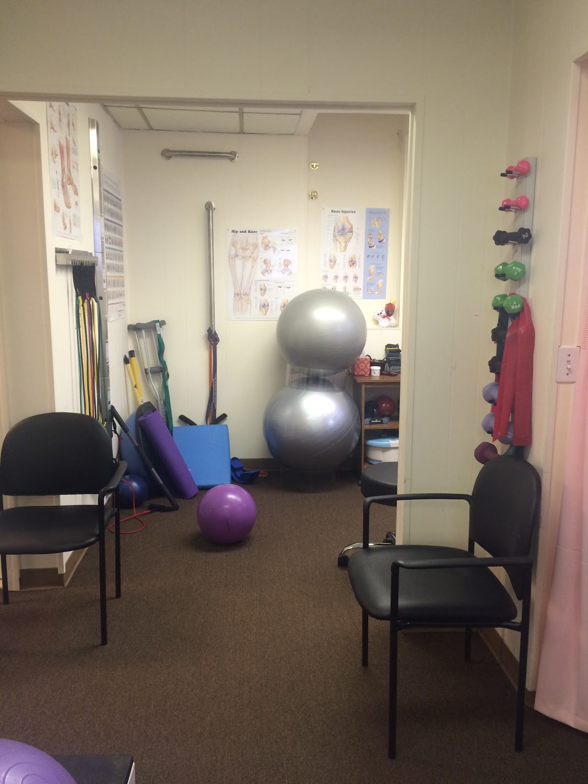 Photo of AAZ PHYSICAL THERAPY in Bayonne City, New Jersey, United States - 2 Picture of Point of interest, Establishment, Health, Physiotherapist