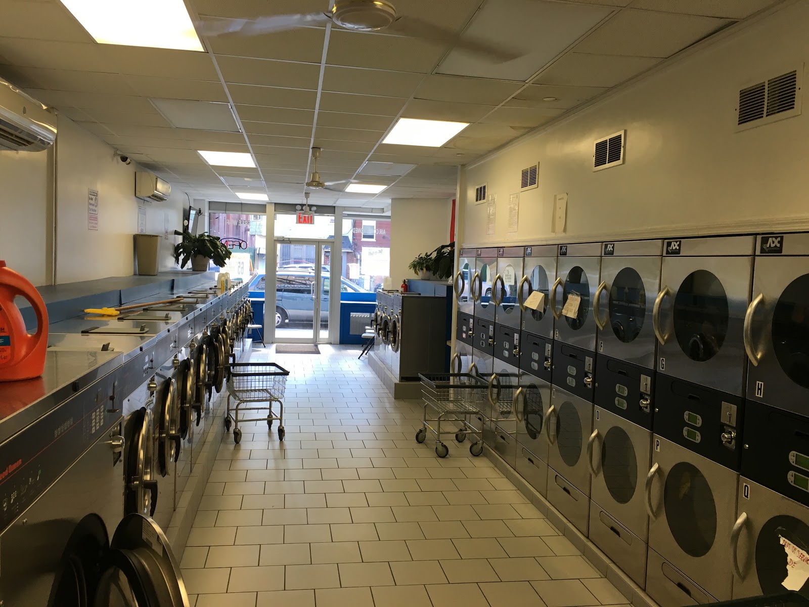 Photo of Sac O Suds Laundromat in Kings County City, New York, United States - 2 Picture of Point of interest, Establishment, Laundry