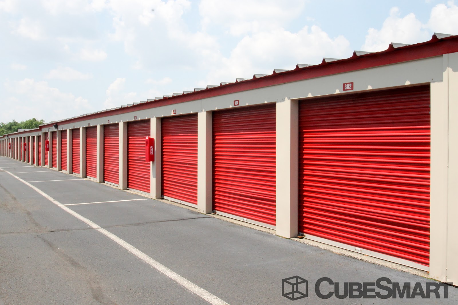 Photo of CubeSmart Self Storage in Cranford City, New Jersey, United States - 2 Picture of Point of interest, Establishment, Store, Moving company, Storage