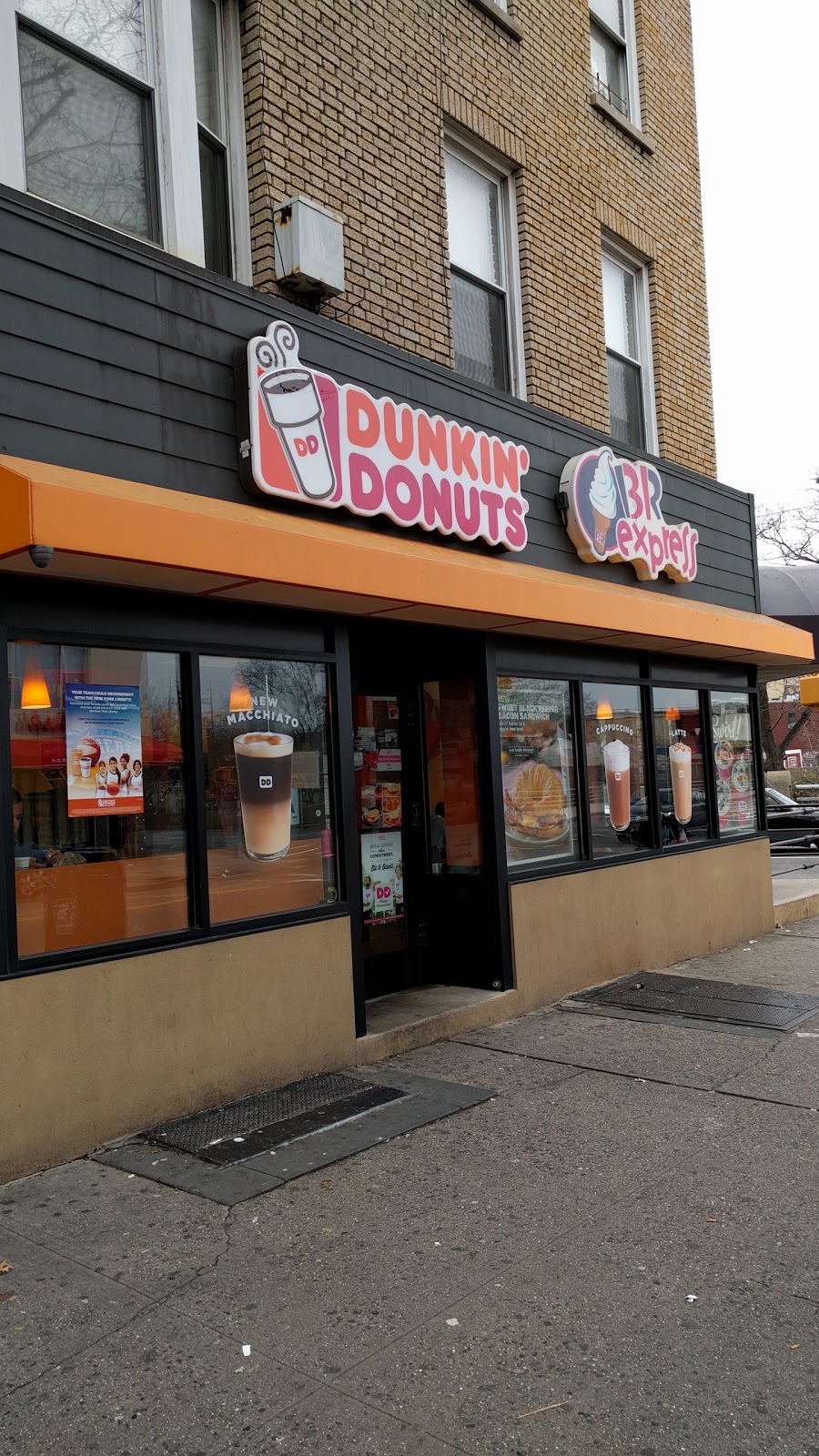 Photo of Baskin Robbins in Astoria City, New York, United States - 1 Picture of Food, Point of interest, Establishment, Store