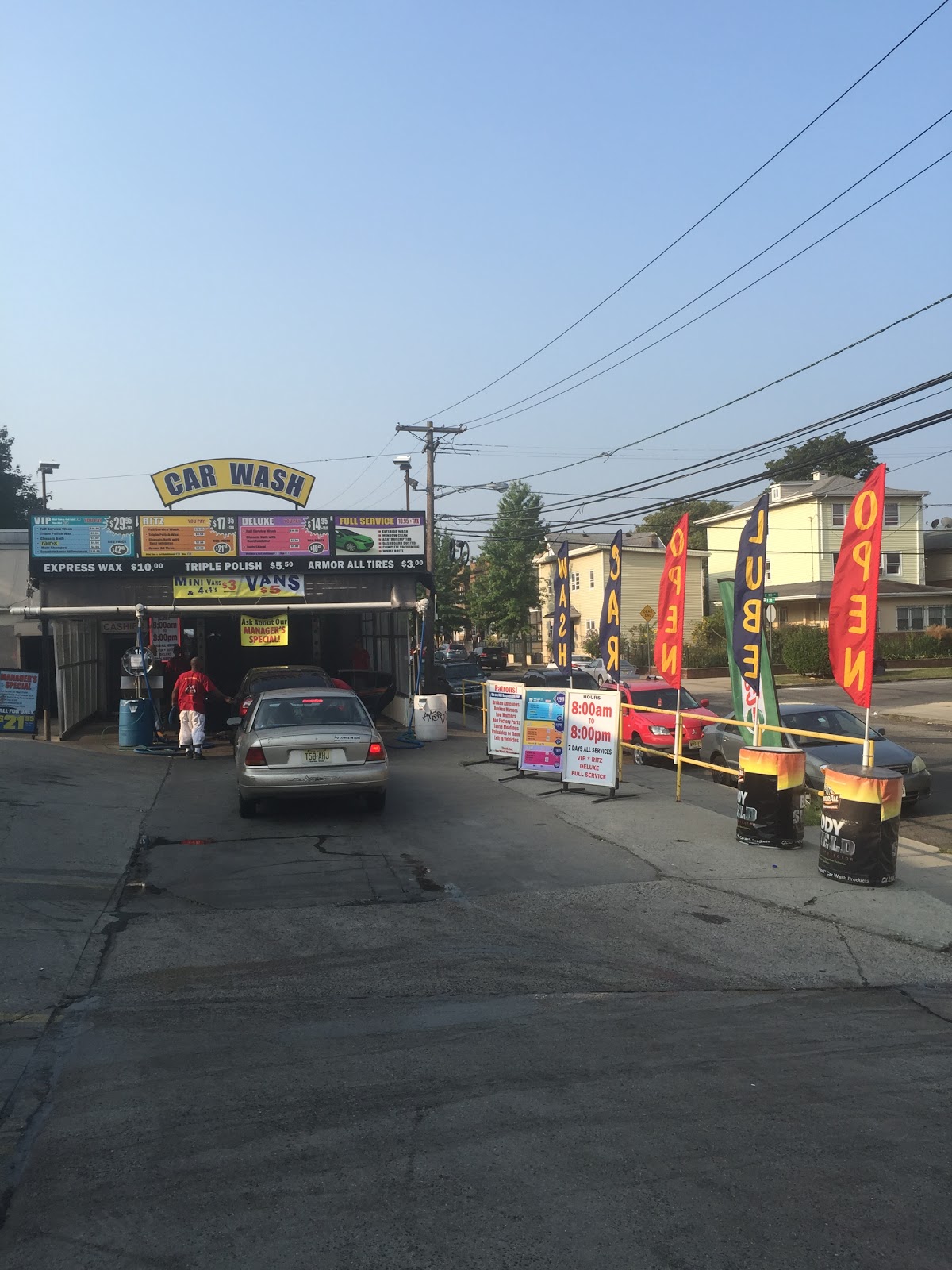 Photo of Hi Five Car Wash & Lube in Newark City, New Jersey, United States - 2 Picture of Point of interest, Establishment, Car wash