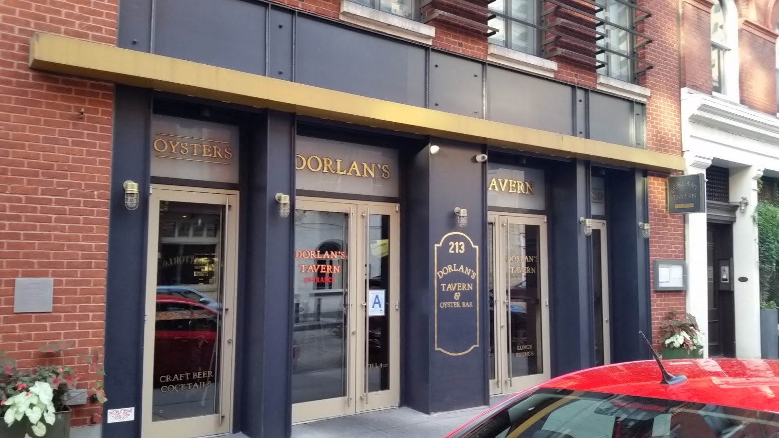 Photo of Dorlan's Tavern & Oyster Bar in New York City, New York, United States - 5 Picture of Restaurant, Food, Point of interest, Establishment