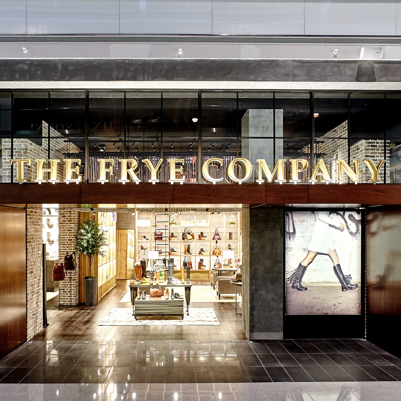 Photo of The Frye Company-Roosevelt Field in Garden City, New York, United States - 7 Picture of Point of interest, Establishment, Store, Shoe store
