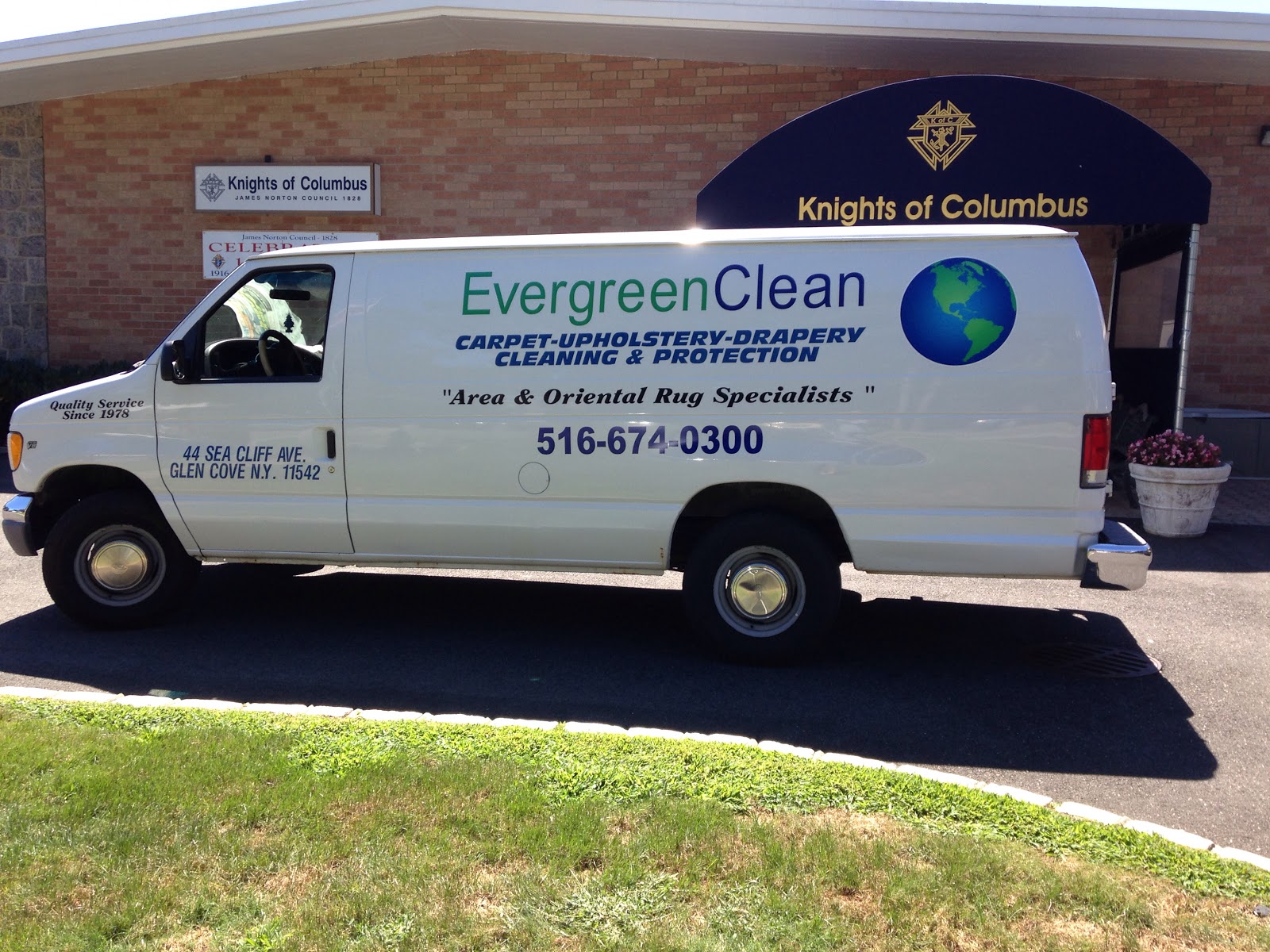 Photo of Evergreen Clean in Manhasset City, New York, United States - 3 Picture of Point of interest, Establishment, Laundry