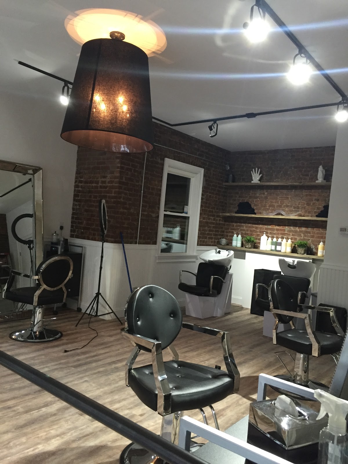 Photo of Roots hair and spa in Bronx City, New York, United States - 3 Picture of Point of interest, Establishment, Hair care