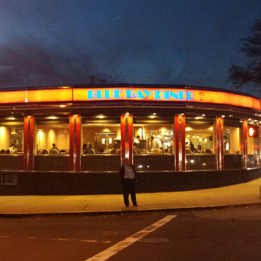 Photo of Blue Bay Diner in Flushing City, New York, United States - 2 Picture of Restaurant, Food, Point of interest, Establishment, Bar