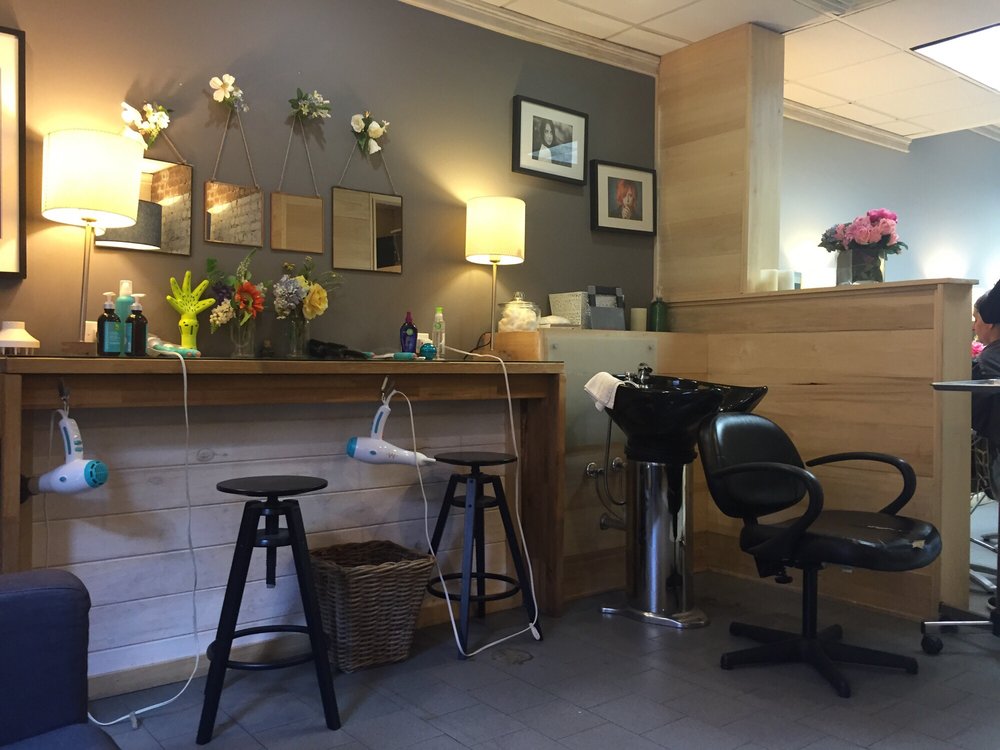 Photo of J ARTHURS - BEAUTY & BROWS in Astoria ( inside Space Salon) City, New York, United States - 10 Picture of Point of interest, Establishment, Health, Beauty salon, Hair care