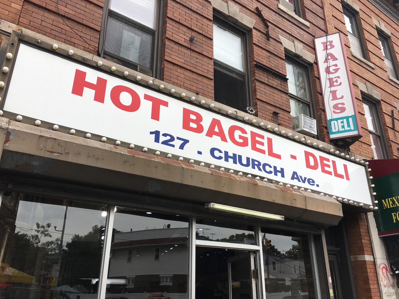 Photo of Hot Bagel - Deli in Kings County City, New York, United States - 4 Picture of Food, Point of interest, Establishment, Store, Bakery