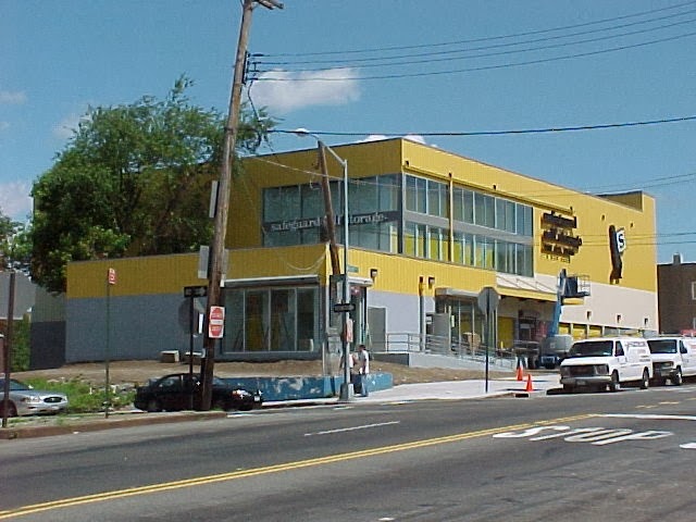 Photo of Safeguard Self Storage in Bronx City, New York, United States - 1 Picture of Point of interest, Establishment, Store, Storage