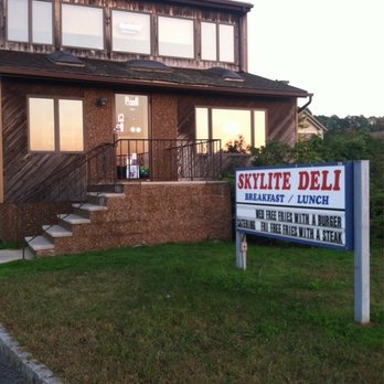 Photo of Skylite Deli & Restaurant in Fairfield City, New Jersey, United States - 2 Picture of Food, Point of interest, Establishment, Store