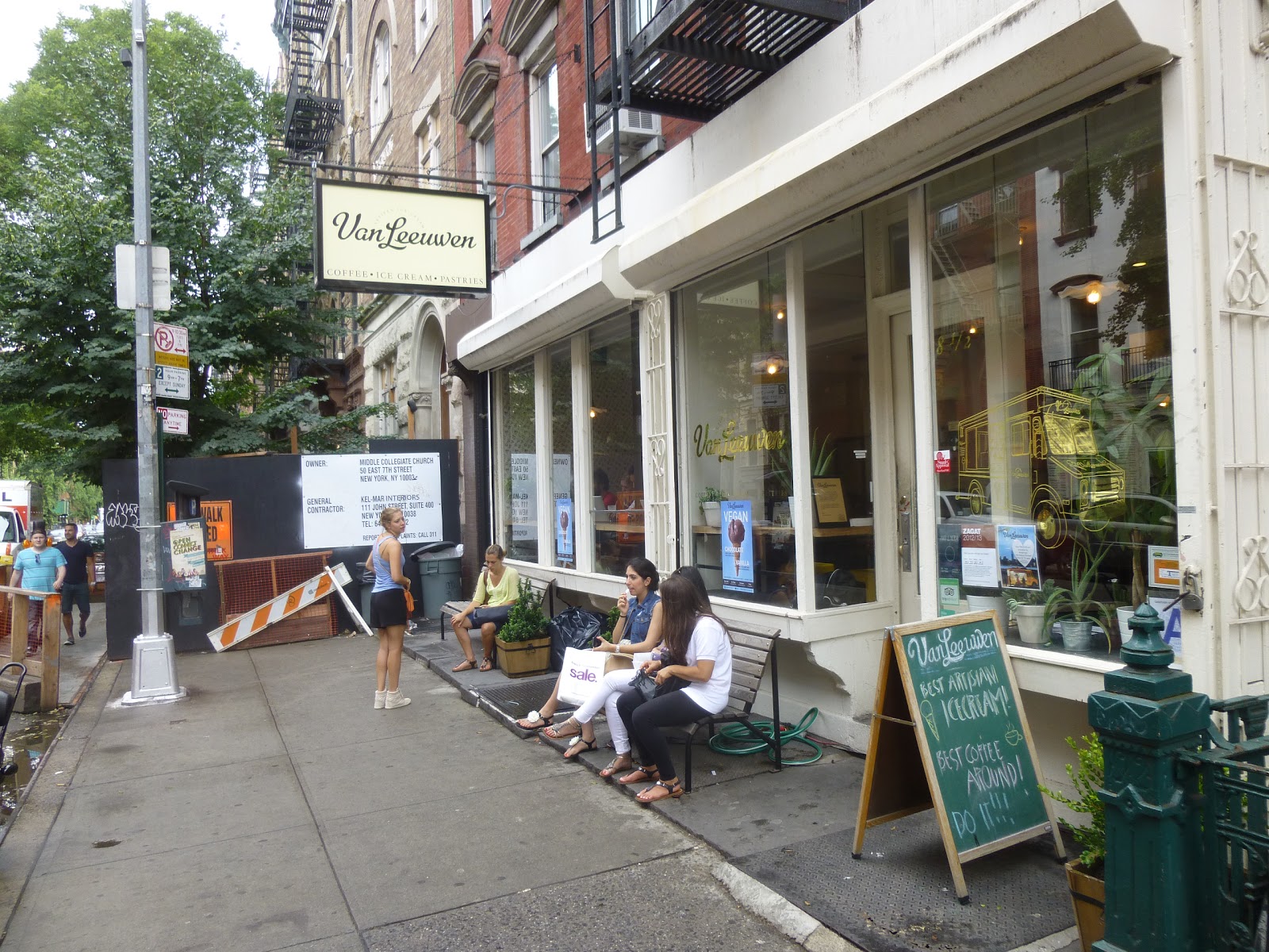 Photo of Van Leeuwen Artisan Ice Cream in New York City, New York, United States - 1 Picture of Food, Point of interest, Establishment, Store, Cafe, Bakery