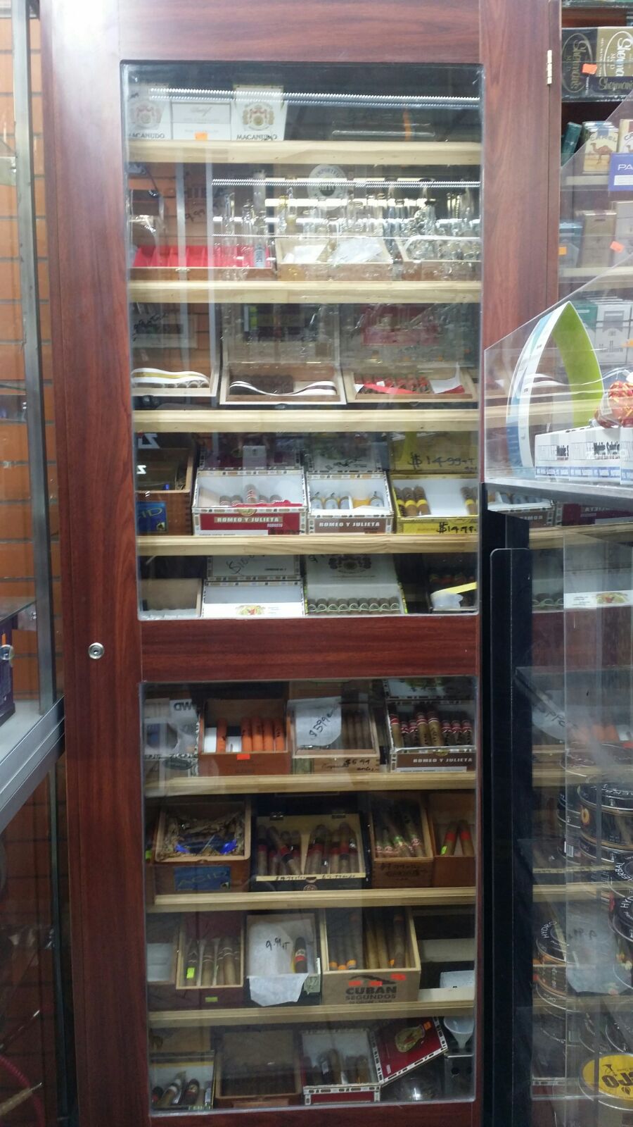 Photo of 7th Avenue Convenience Ultimate Smoke Shop in New York City, New York, United States - 5 Picture of Food, Point of interest, Establishment, Store, Convenience store