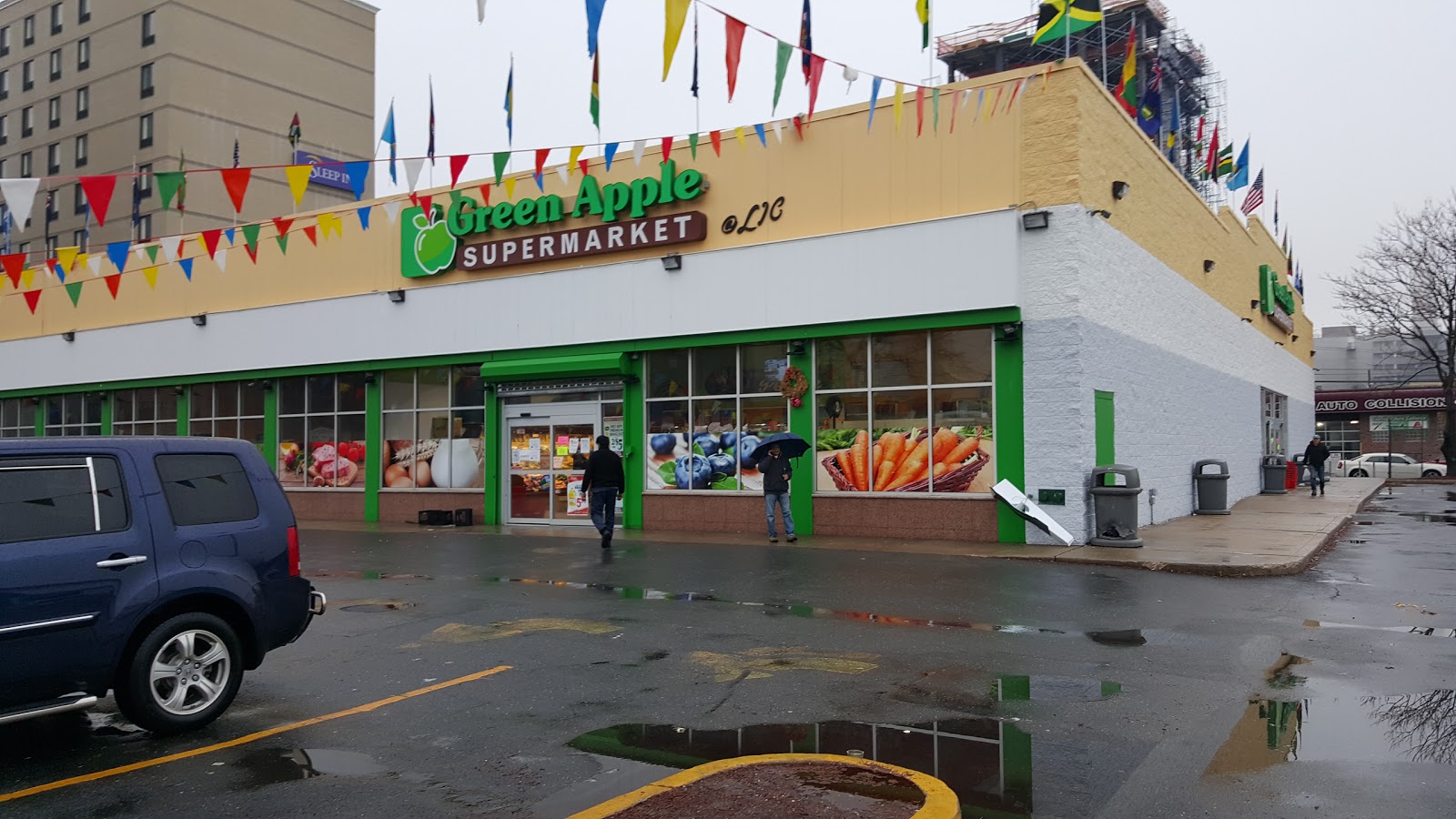 Photo of Green Apple Supermarket in New York City, New York, United States - 1 Picture of Food, Point of interest, Establishment, Store, Grocery or supermarket