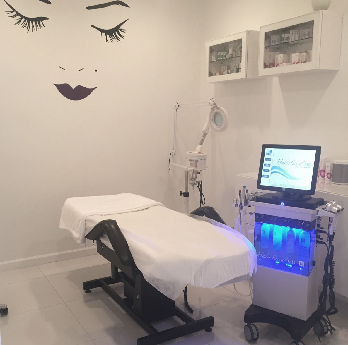 Photo of Smooth Generation in Manhasset City, New York, United States - 1 Picture of Point of interest, Establishment, Health, Spa, Beauty salon