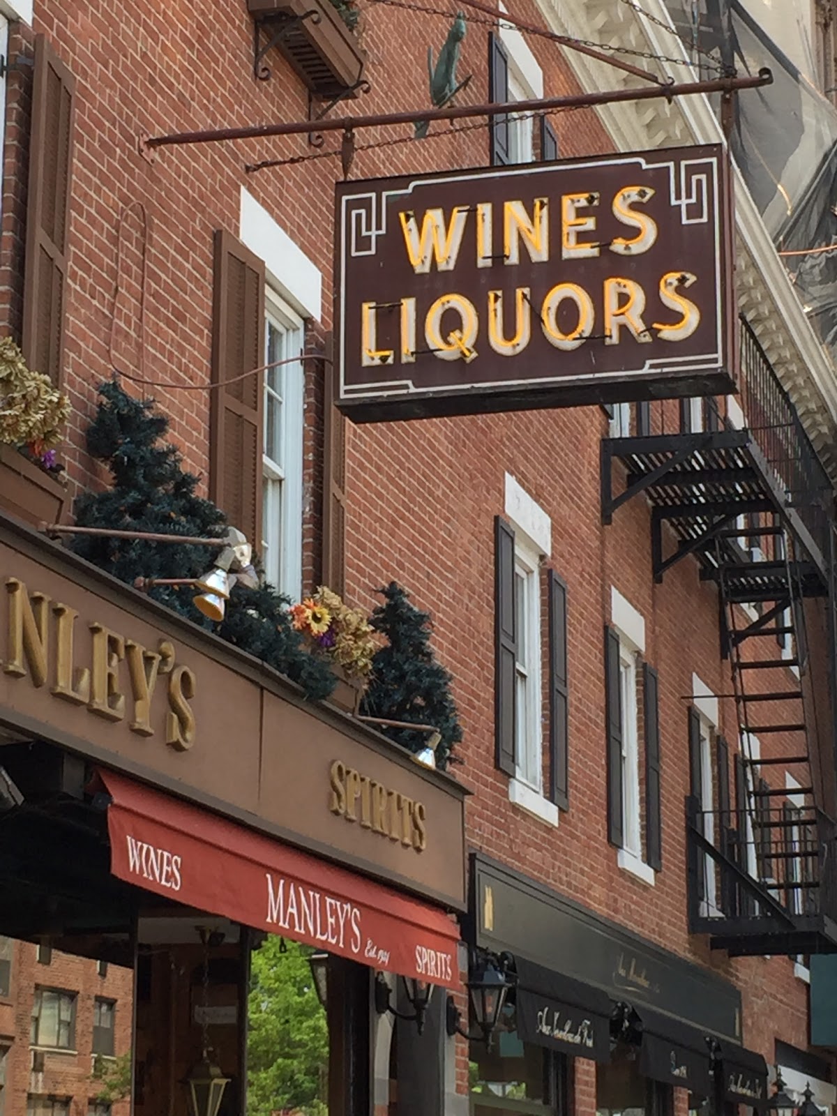 Photo of Manley's Wines & Spirits in New York City, New York, United States - 4 Picture of Food, Point of interest, Establishment, Store, Liquor store