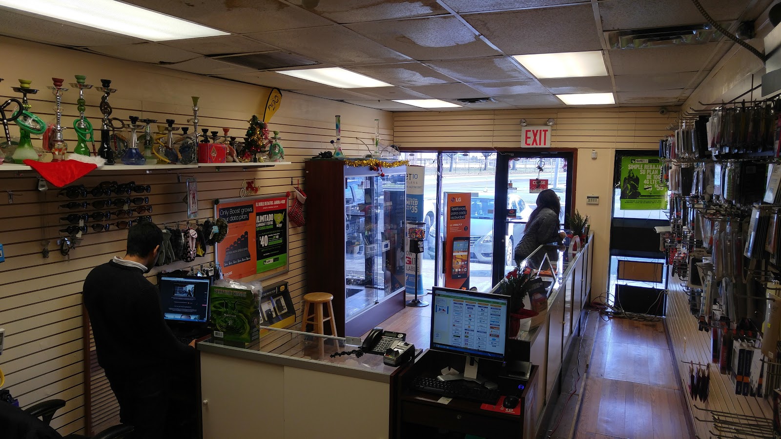 Photo of Serena Wireless Inc in Hempstead City, New York, United States - 4 Picture of Point of interest, Establishment, Store, Electronics store