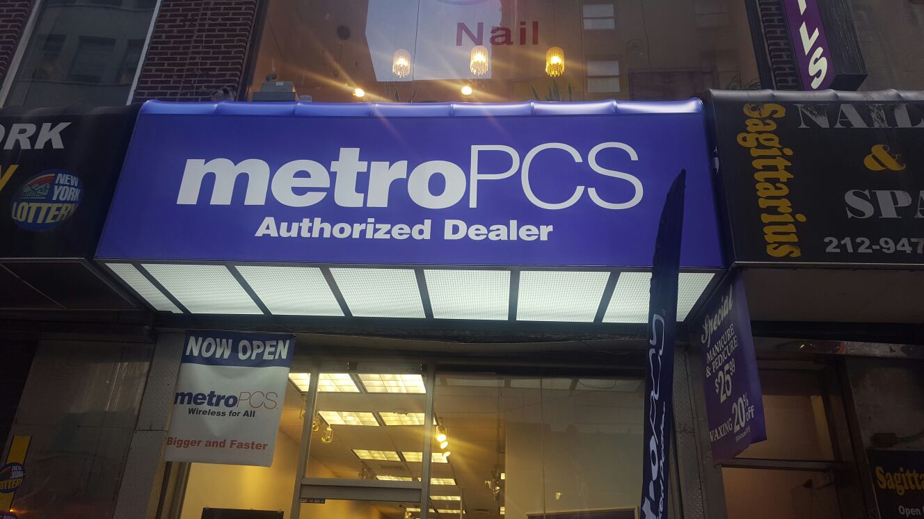 Photo of MetroPcs Authorized Dealer in New York City, New York, United States - 2 Picture of Point of interest, Establishment, Store, Electronics store