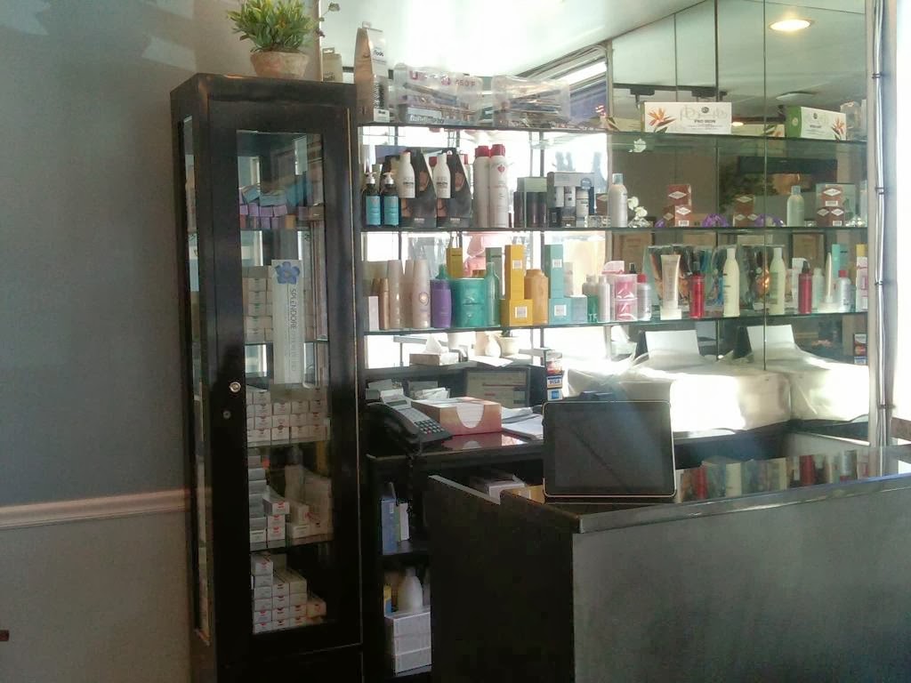 Photo of January's Salon in Locust Valley City, New York, United States - 7 Picture of Point of interest, Establishment, Beauty salon, Hair care