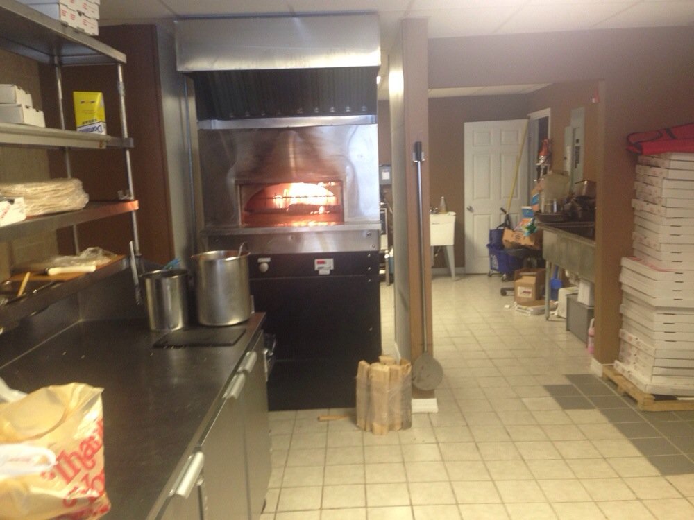 Photo of Wild Wood Fired Pizza & Penne in Bayonne City, New Jersey, United States - 6 Picture of Restaurant, Food, Point of interest, Establishment, Meal takeaway, Meal delivery