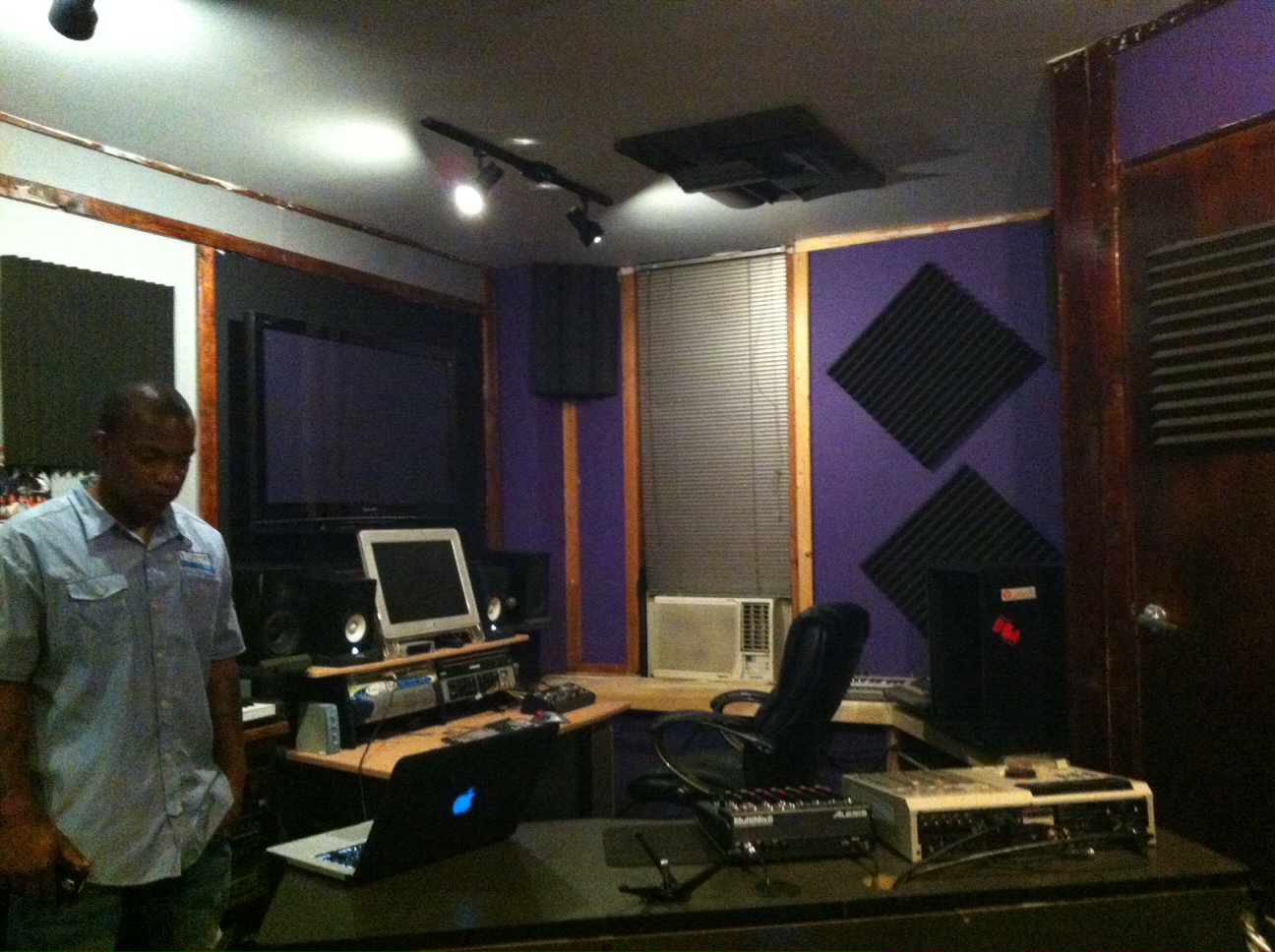 Photo of 906 Music Recording Studio in New York City, New York, United States - 4 Picture of Point of interest, Establishment
