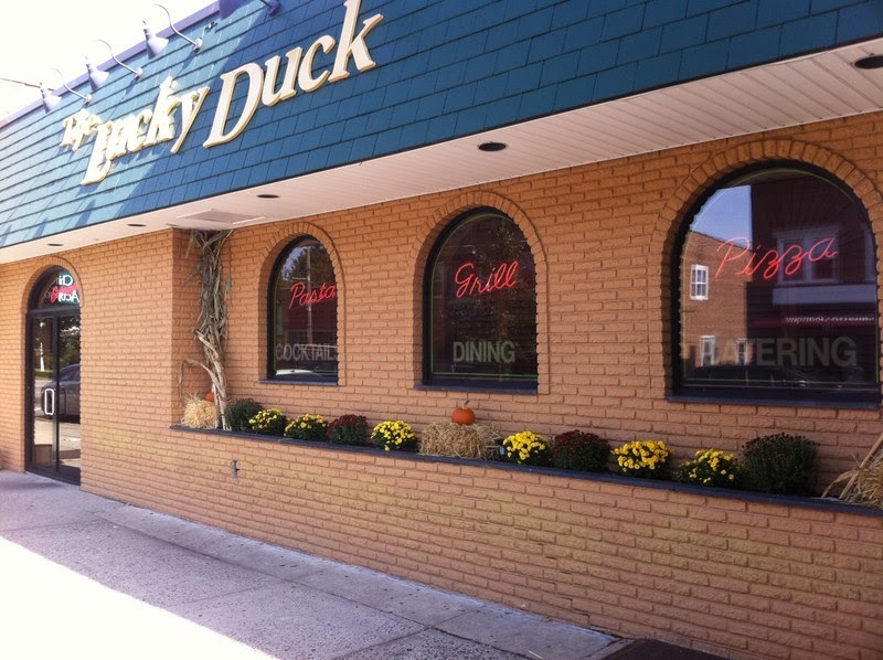 Photo of Anthony's Lucky Duck Restaurant in Garden City, New York, United States - 1 Picture of Restaurant, Food, Point of interest, Establishment, Bar