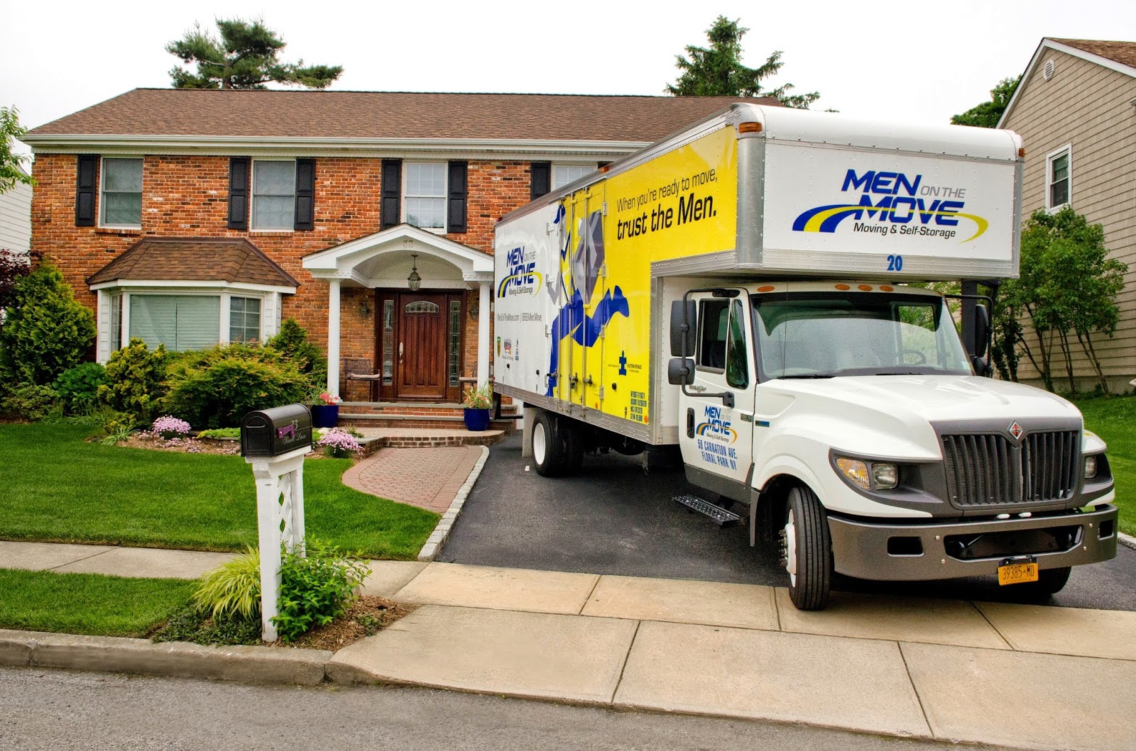 Photo of Men On The Move in Floral Park City, New York, United States - 2 Picture of Point of interest, Establishment, Store, Moving company, Storage